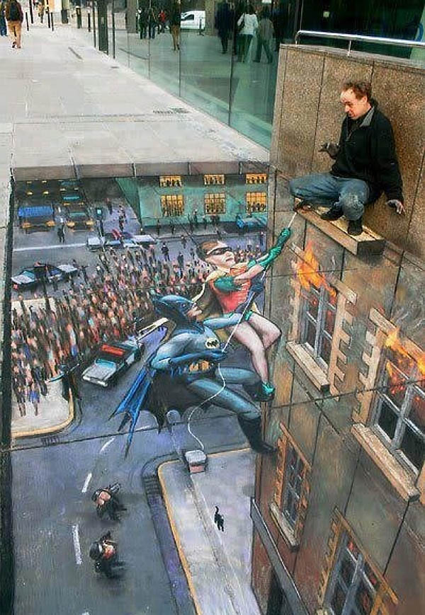 A hős megmentő természetesen Batman és Robin.